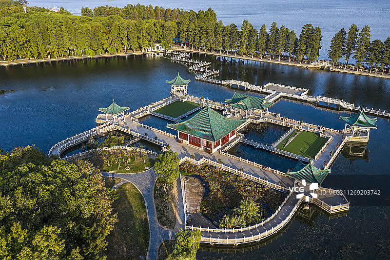 武汉 东湖 听涛景区 碧潭观鱼 航拍图片素材