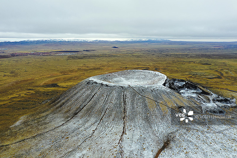 北炼丹炉+内蒙古乌兰察布市察右后旗乌兰哈达火山群图片素材