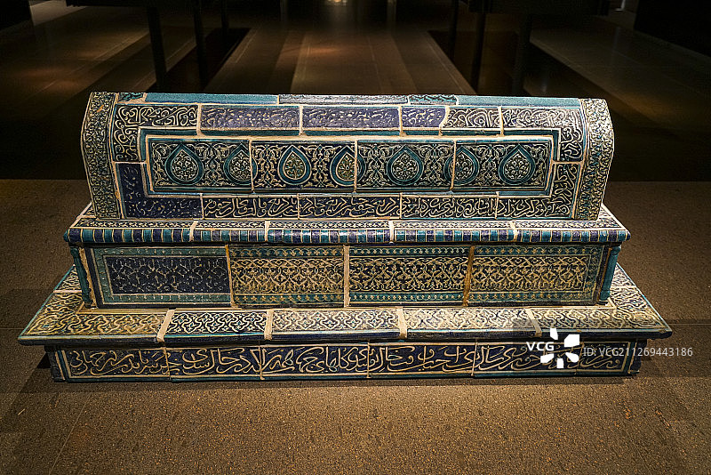 卡塔尔多哈伊斯兰艺术博物馆展品 衣冠冢图片素材