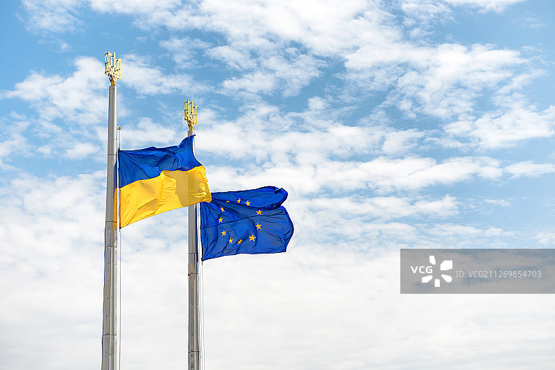 桅杆上的旗帜，乌克兰图片素材