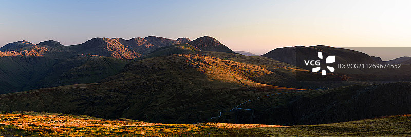风景多山的地形图片素材