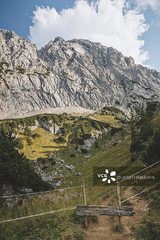 奥地利维尔德凯撒山谢法au山地景观图片素材