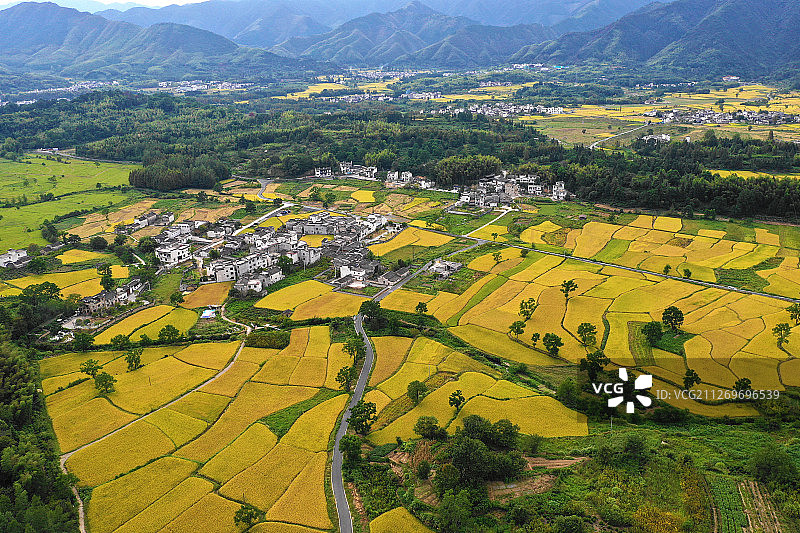 皖南风光+安徽省黄山市黟县宏村镇图片素材