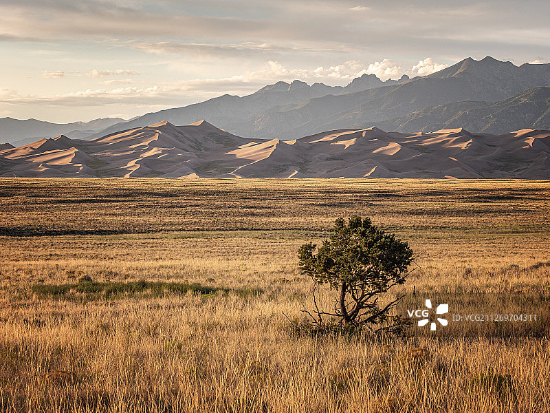 美国科罗拉多州大沙丘国家公园日落景观图片素材