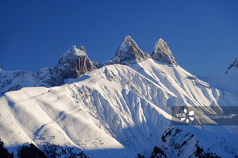 法国圣让德莫里安雪山景色图片素材