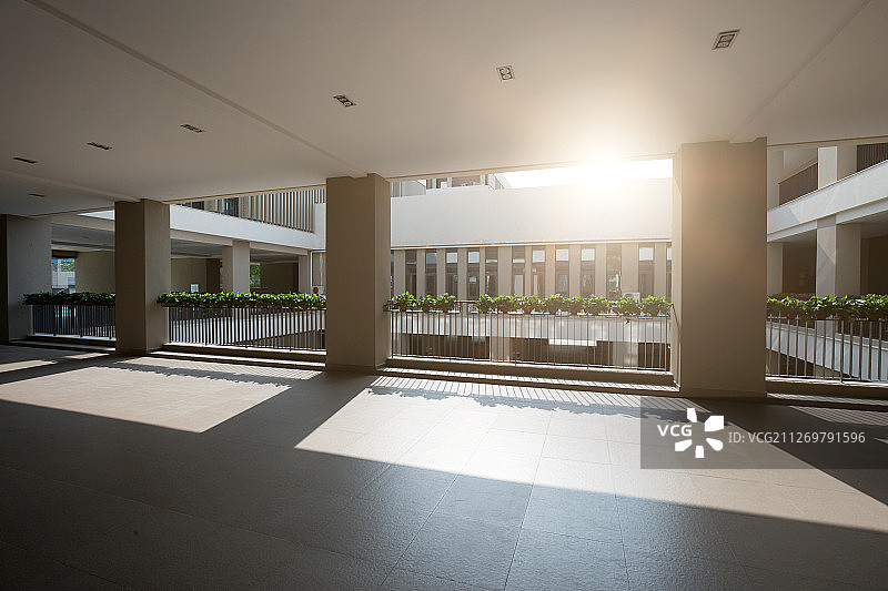 教学楼 天井图片素材