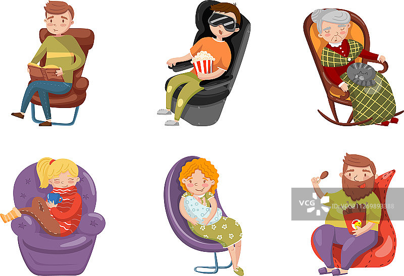 不同的家庭成员在家休息图片素材