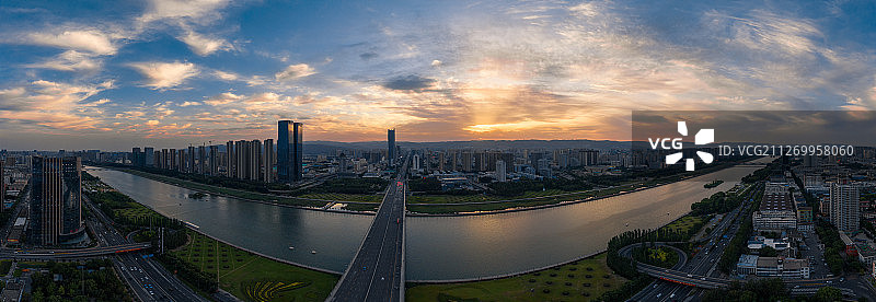 太原迎泽大桥日落航拍全景图片素材