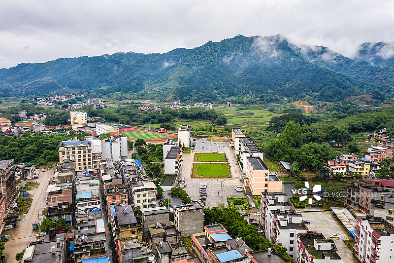 农村中学航拍图片素材