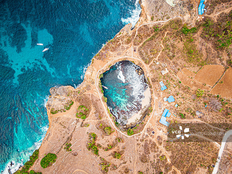 巴厘岛佩尼达岛景点天神裂谷图片素材