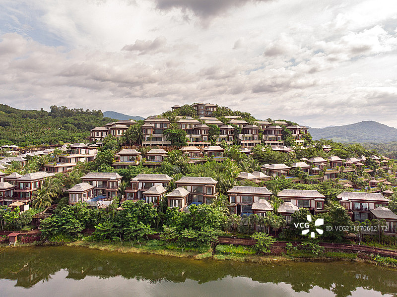 航拍三亚那香山雨林度假酒店图片素材