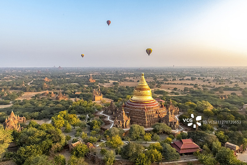 蒲甘晨曦狄玛扬奇卡佛塔图片素材
