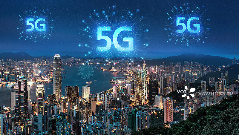 5G信号网速新科技快速传输数据香港夜景天际线城市建筑经济商务图片素材