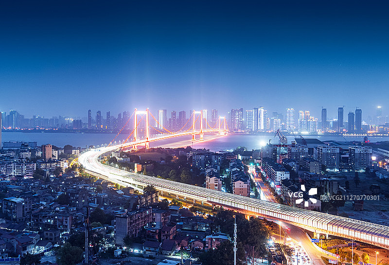 武汉鹦鹉洲大桥夜景图片素材