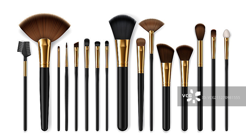 化妆刷、眉梳和化妆师工具包图片素材