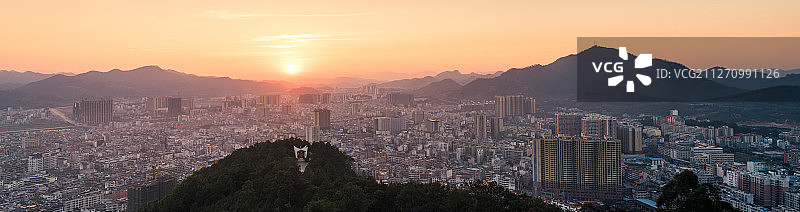 梧州岑溪市城市日落风光图片素材