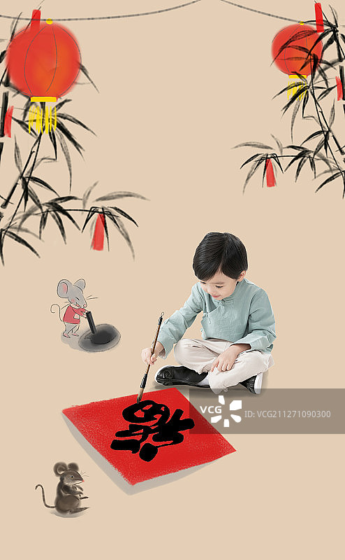 小男孩盘腿坐着写春联图片素材