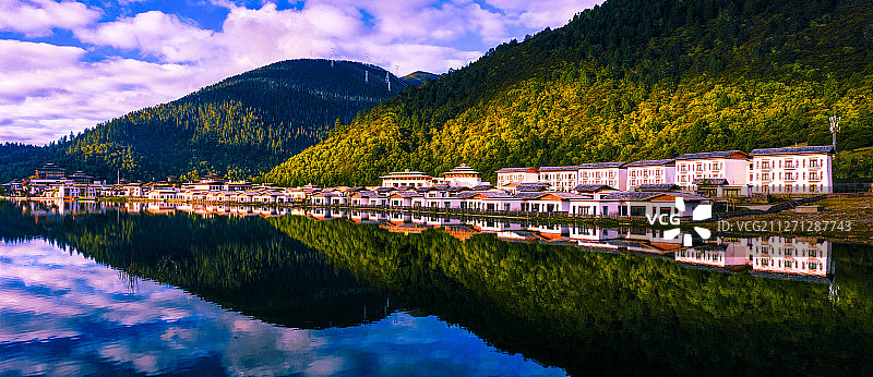 鲁朗小镇图片素材