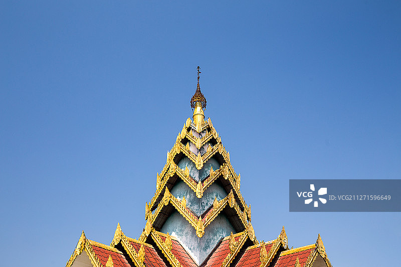 金塔建筑物顶端图片素材