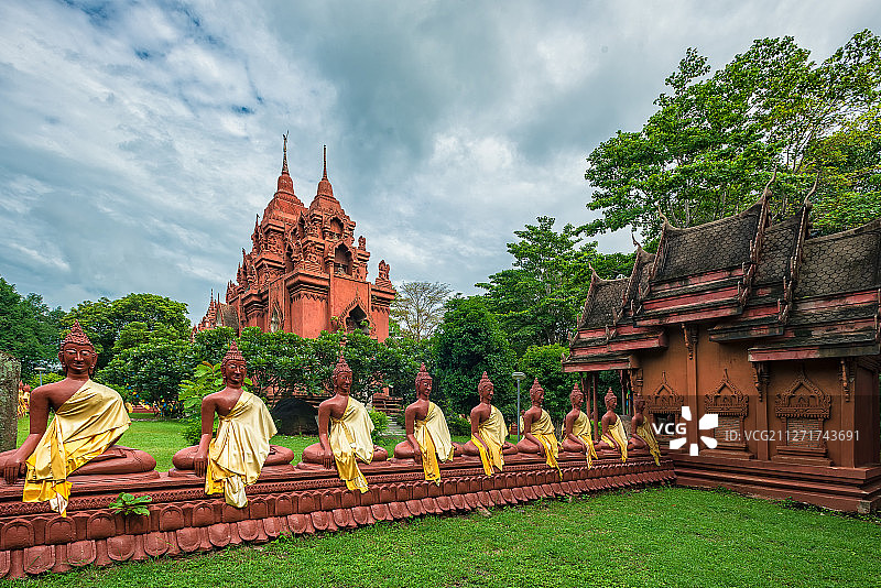 泰国武里南Khao Angkhane寺庙户外风光图片素材