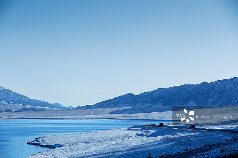 雪山冰湖图片素材