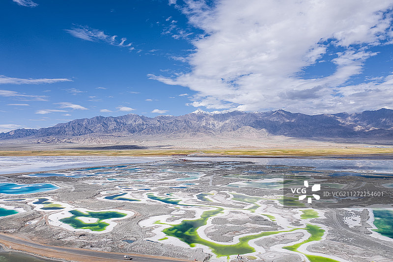 青海省海西大柴旦翡翠湖图片素材