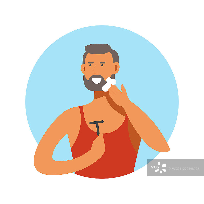 男人用剃须刀在胡子上涂抹泡沫图片素材