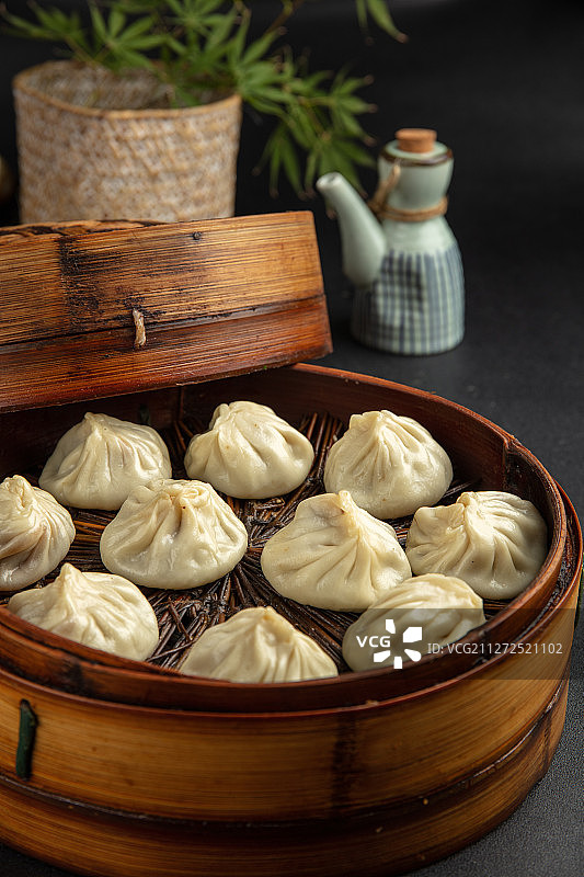 杭帮菜苏式小笼汤包图片素材