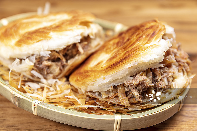 陕西特色小吃肉夹馍图片素材