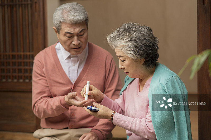 多代同堂家庭：家庭、幸福、代际和人物概念300图片素材