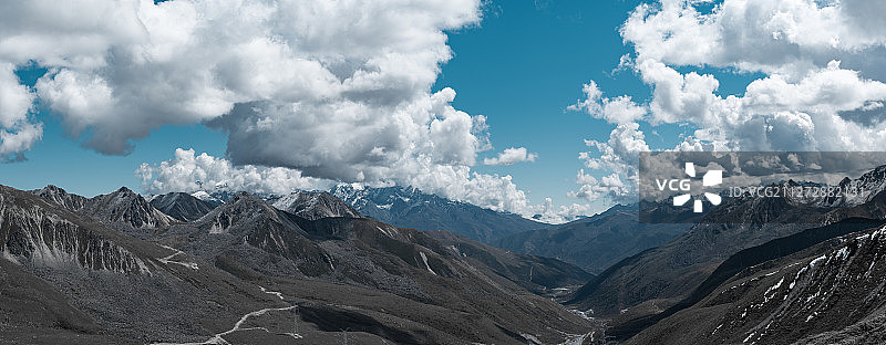 折多山垭口全景图片素材