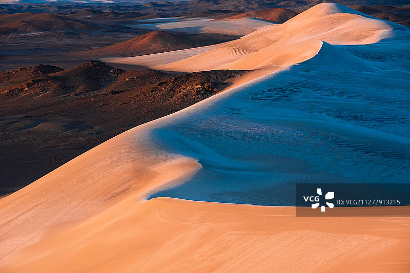 罗布泊无人区沙漠图片素材