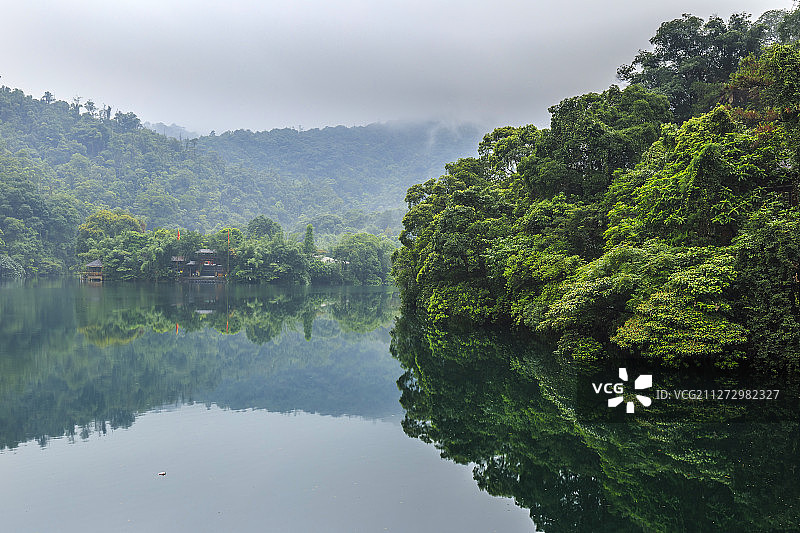 鼎湖山风光图片素材