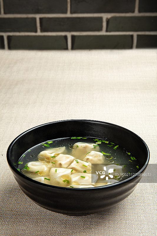 上海本帮菜虾仁馄饨图片素材