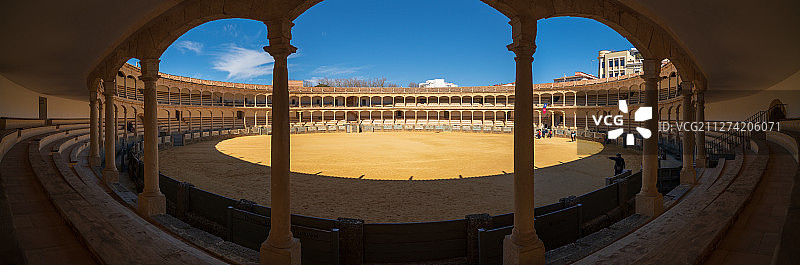西班牙龙达斗牛场广角全景图片素材