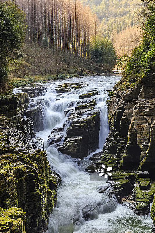 腾龙洞风光图片素材