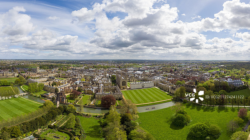 航拍英国剑桥大学图片素材