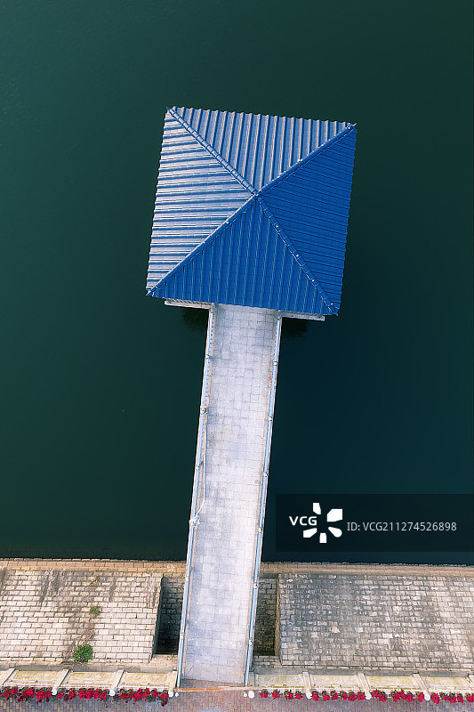 大夫山蓝色亭子图片素材