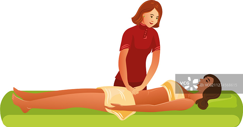 微笑的按摩师正在进行按摩图片素材