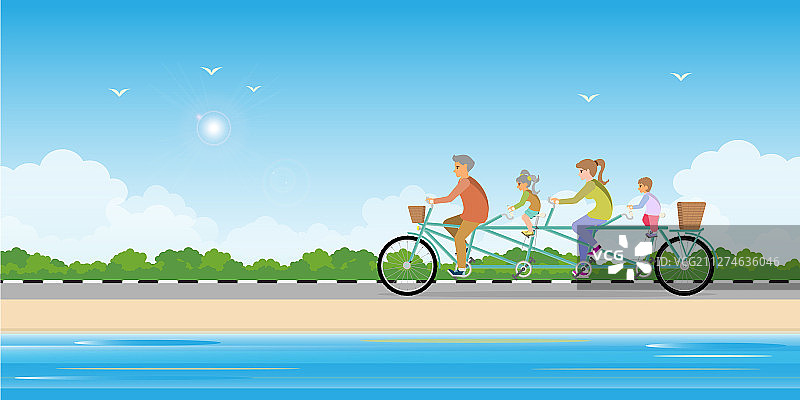 海滩上骑双人自行车的幸福家庭图片素材