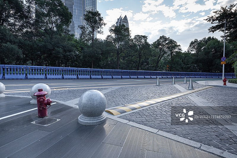 出入口地面-汽车广告背景图图片素材