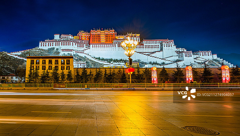 布达拉宫夜景图片素材