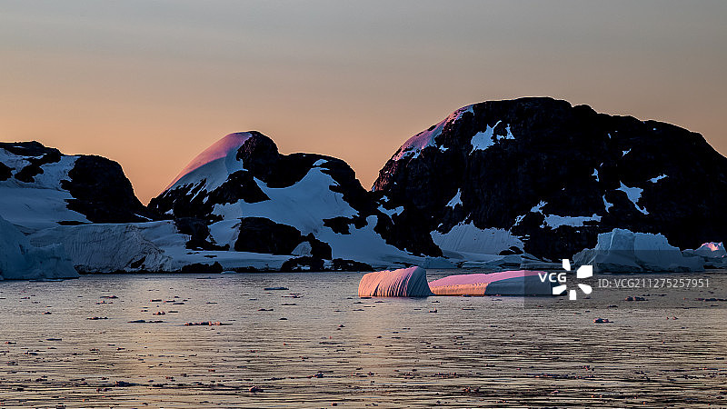 南极半岛的黄昏 玛格丽特湾图片素材