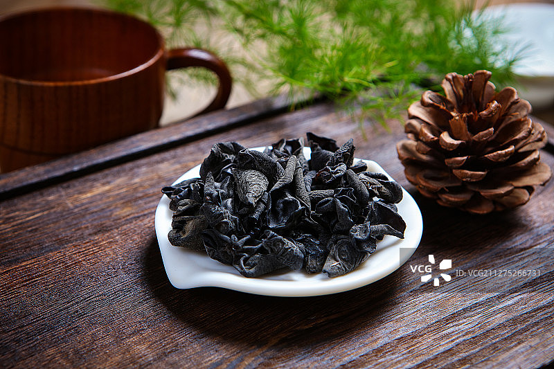 摆放整齐的木耳图片素材