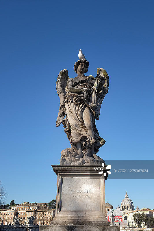 大天使雕像图片素材