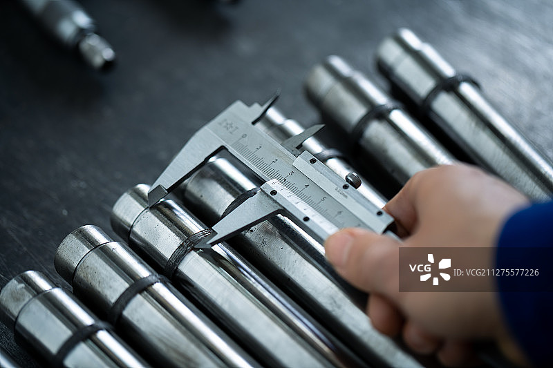 游标卡尺检测质量图片素材