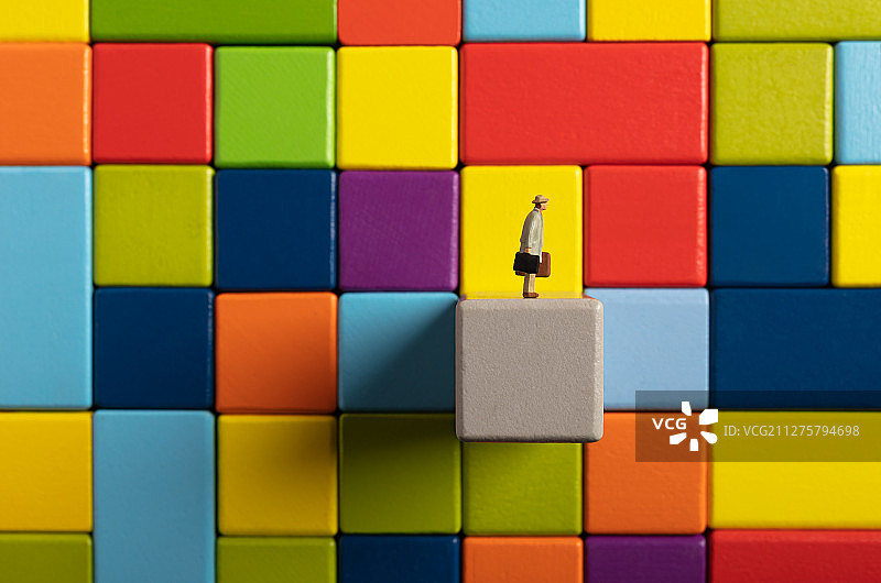 五颜六色的积木城市无路可走的处境图片素材