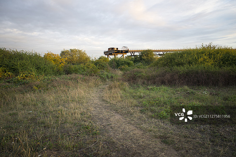 棕地：废弃炼油厂遗址图片素材