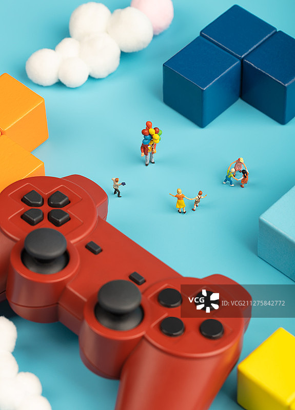 电子竞技游戏快乐云技术积木与快乐的儿童图片素材