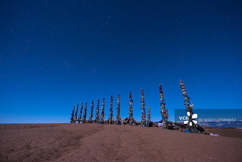 俄罗斯贝加尔湖的晚上。图片素材